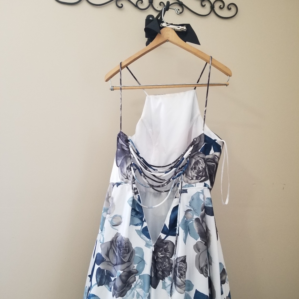 Betsy & Adam Floral Formal Gown - Picture 2 of 6